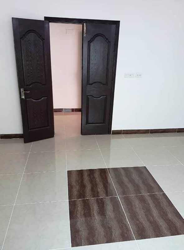 3-Bedroom Flat For Rent In Sector B Askari 11 Lahore 8