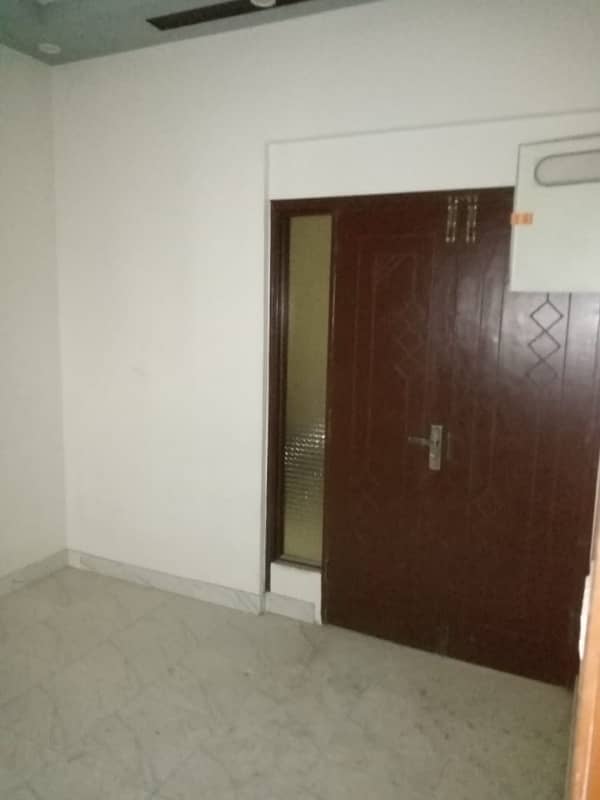 Quetta town 3 bed DD 150 sq yad good location commercial bilding 0