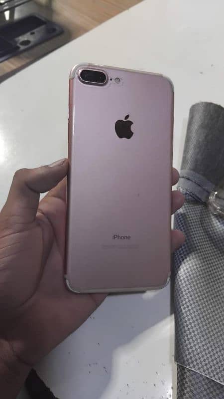 IPHONE 7 PLUS OFFICIAL PTA 128GB EXCHNGE POSSIBLE 1