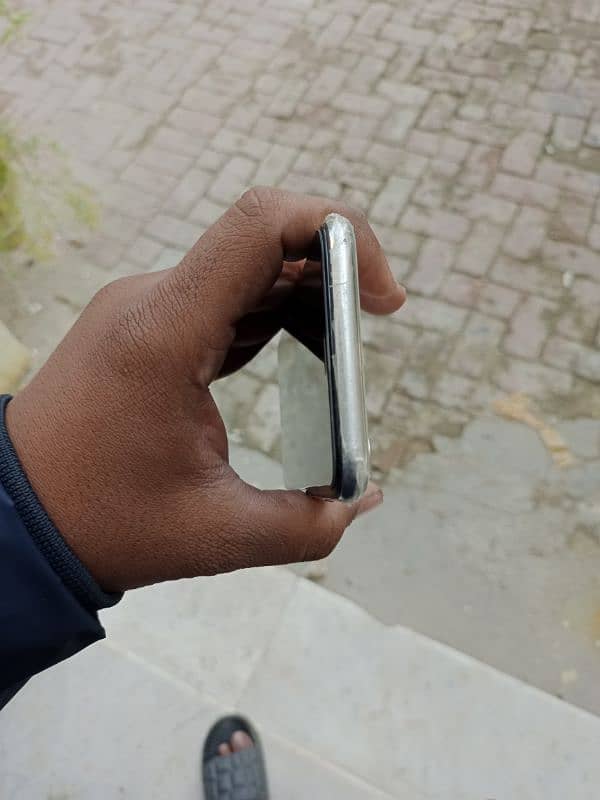 iphone X 64gp factory unlock condition 10 By 9 5