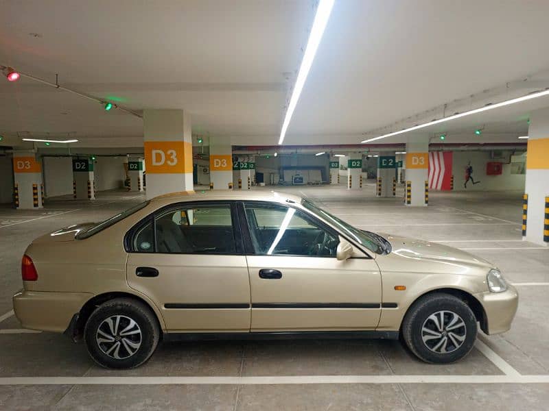 Honda Civic EXi 2000 4