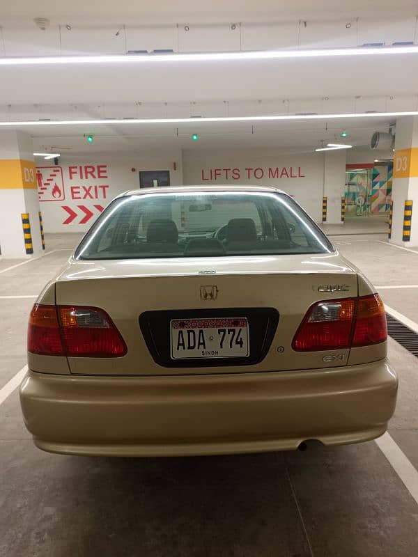 Honda Civic EXi 2000 5