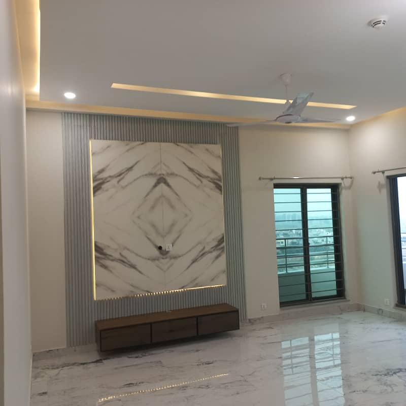 Don'T Miss Out This Brand New Beautiful Apartment (For Rent) 2