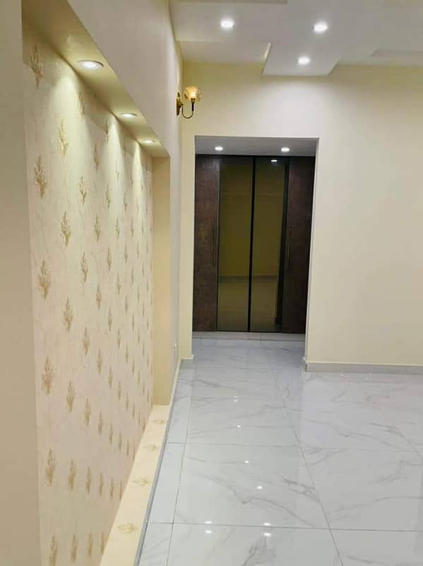 10 Marla House For Rent in Bahria Town Lahore. 7