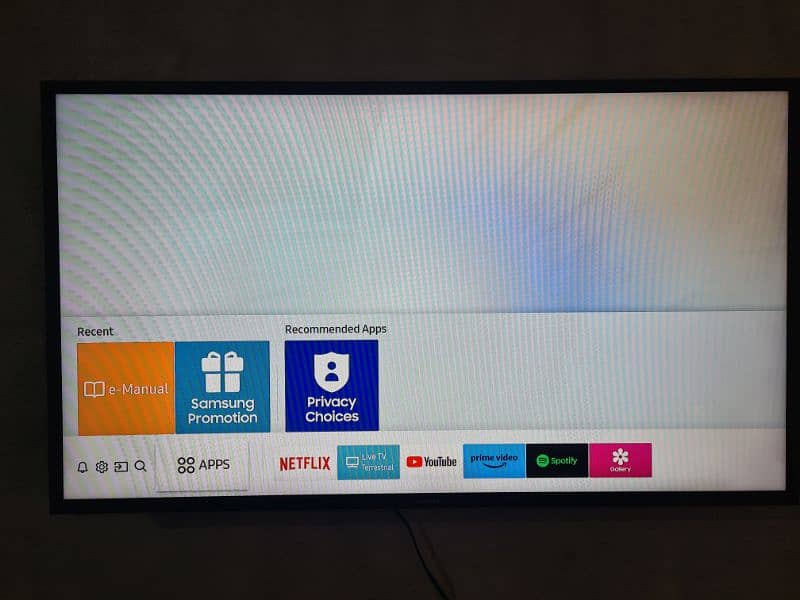 Samsung 40-Inch Smart LED TV, Excellent Condition, Great Price! 3