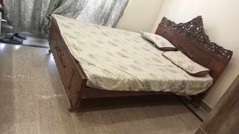 Wooden Bed with mattresses Available for sale 2