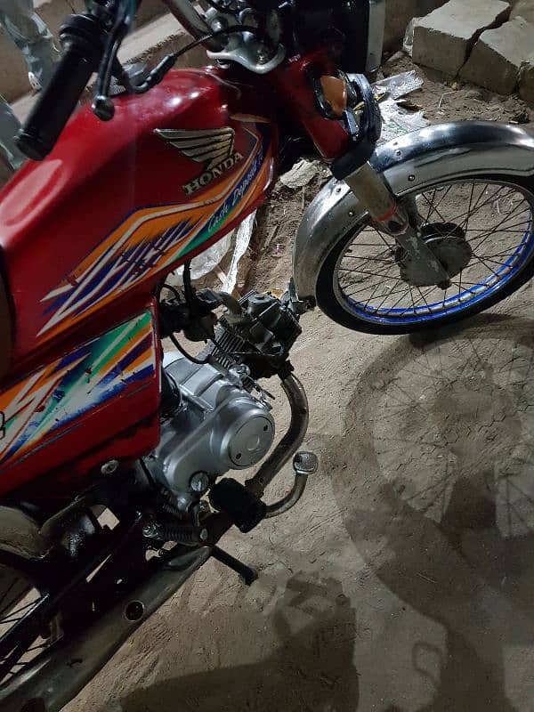 honda cd 70cc 2015 ka 12 month Karachi number 2