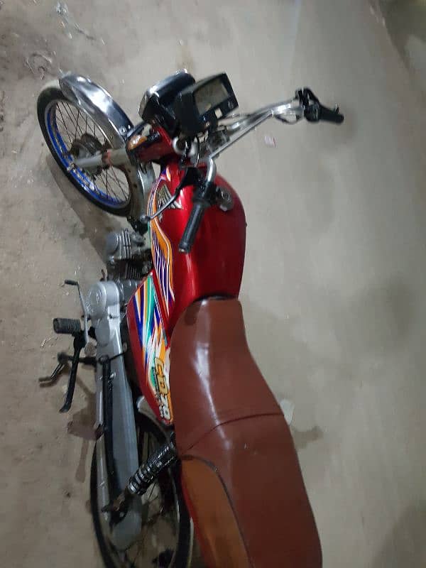 honda cd 70cc 2015 ka 12 month Karachi number 3