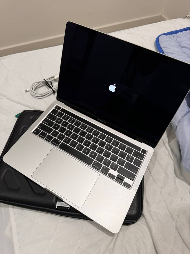 MacBook Pro M2 13.3 inch  (Sliver Colour) 8GB Ram, 256GB Storage 2