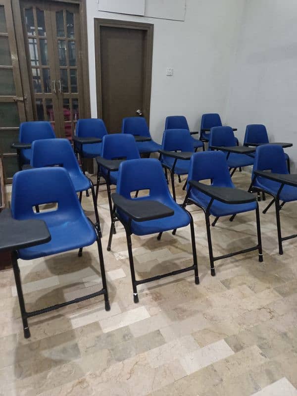 New Study Chairs for Students 3