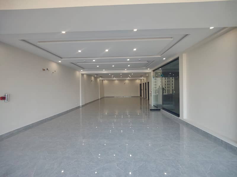 Title: Prime Commercial Space for Rent in Phase 8, DHA Lahore 0