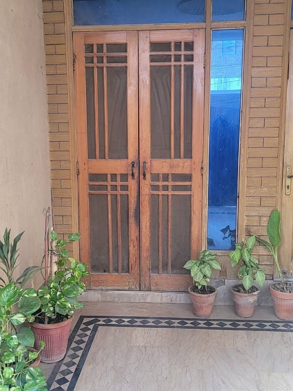 5 marla house for sale in Johar town. 0