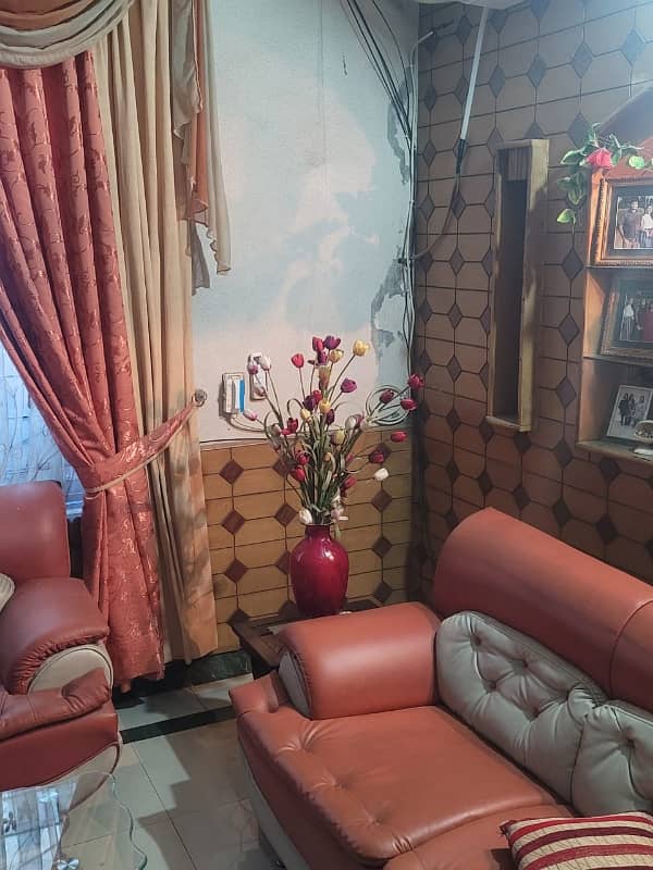 5 marla house for sale in Johar town. 3