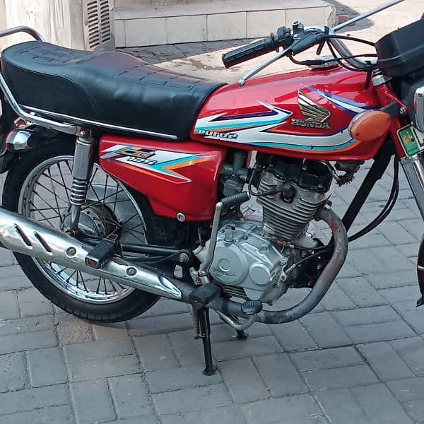 Honda 125 2016 A model Golden nomber 1