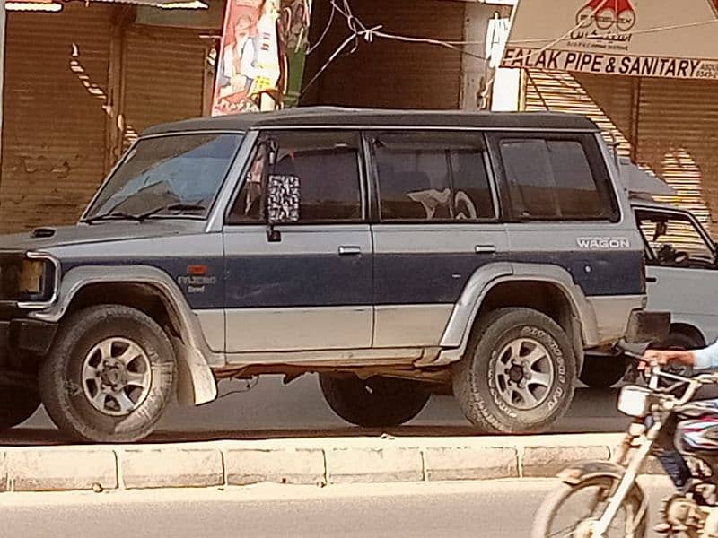 Mitsubishi Pajero 1989 1