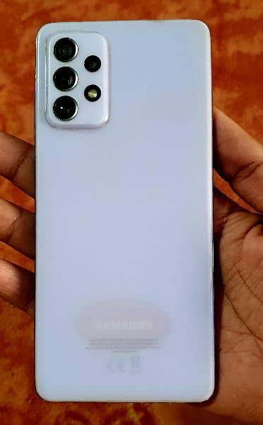 Samsung A72 full fresh set hai 10/10 condition hai koi falt ni full ok 4