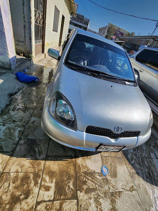 Toyota Vitz 2000 9