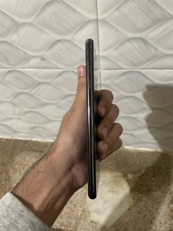 IPHONE XS MAX PTA APPROVED 4