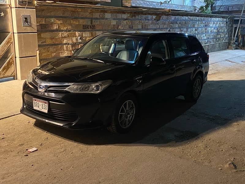 Toyota Corolla Fielder 2017 0