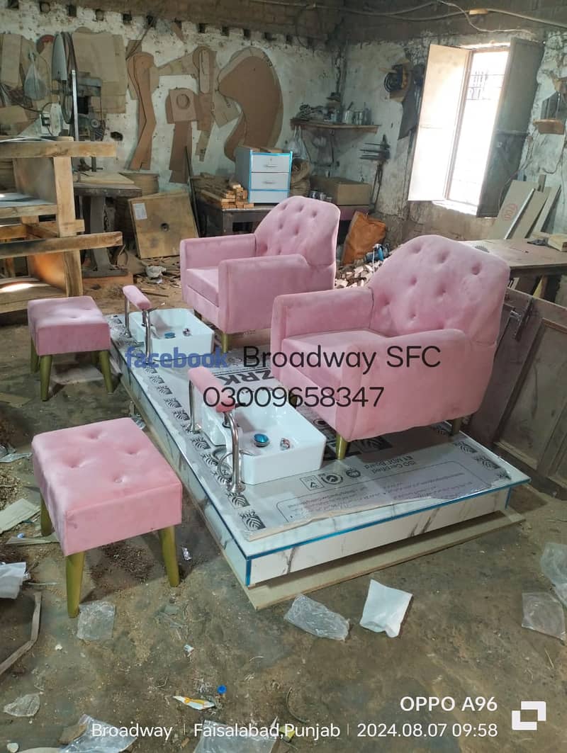 salon chair , saloon chair , hydraulic chair , facial bed ,nailstation 7