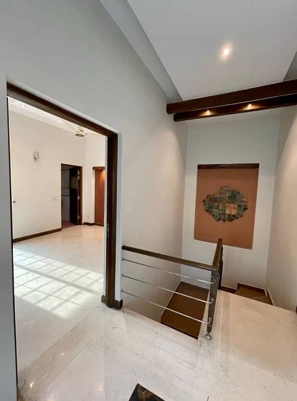 10 Marla Out Class Luxury Bunglow Full House For Sale In DHA Phase 2,Block V, Lahore. 8