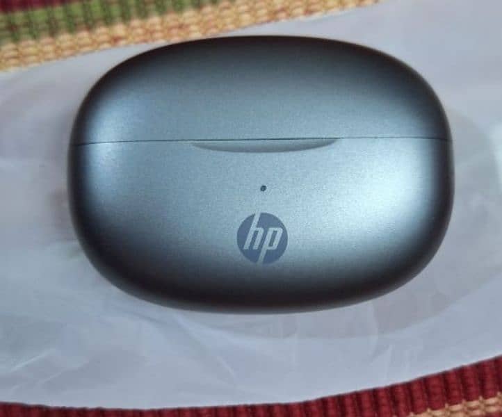 IMMACULATE HP EARBUDS 3