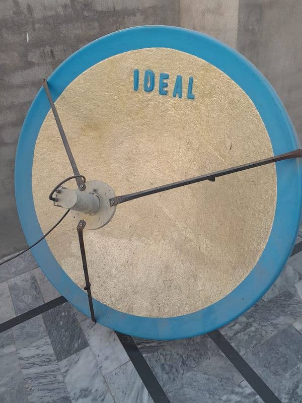 dish ky sath sab is ka sman bhi hai new condition hai j 0