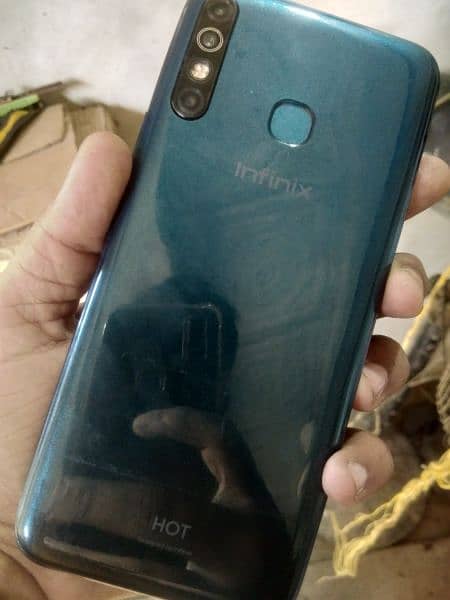 infinix hot8 OK condition 03062295157 for contact us 1