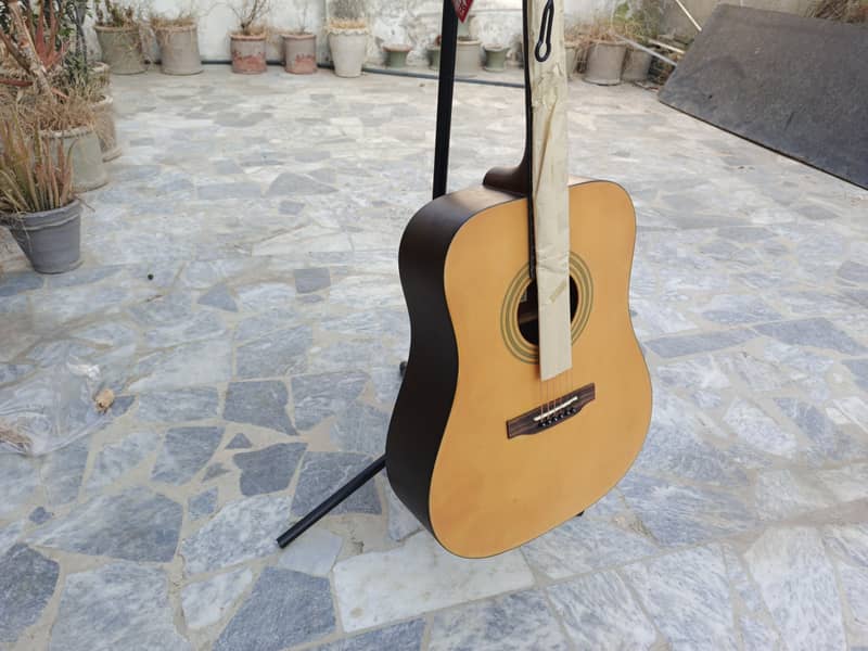 Brand New Acoustic Guitar With Bag And Picks 4