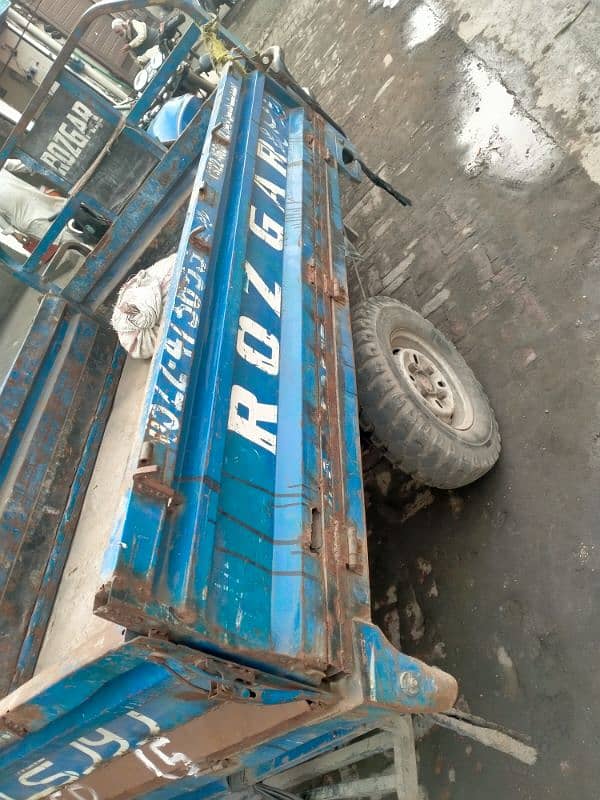 rozgar 150 cc loader rickshaw 3