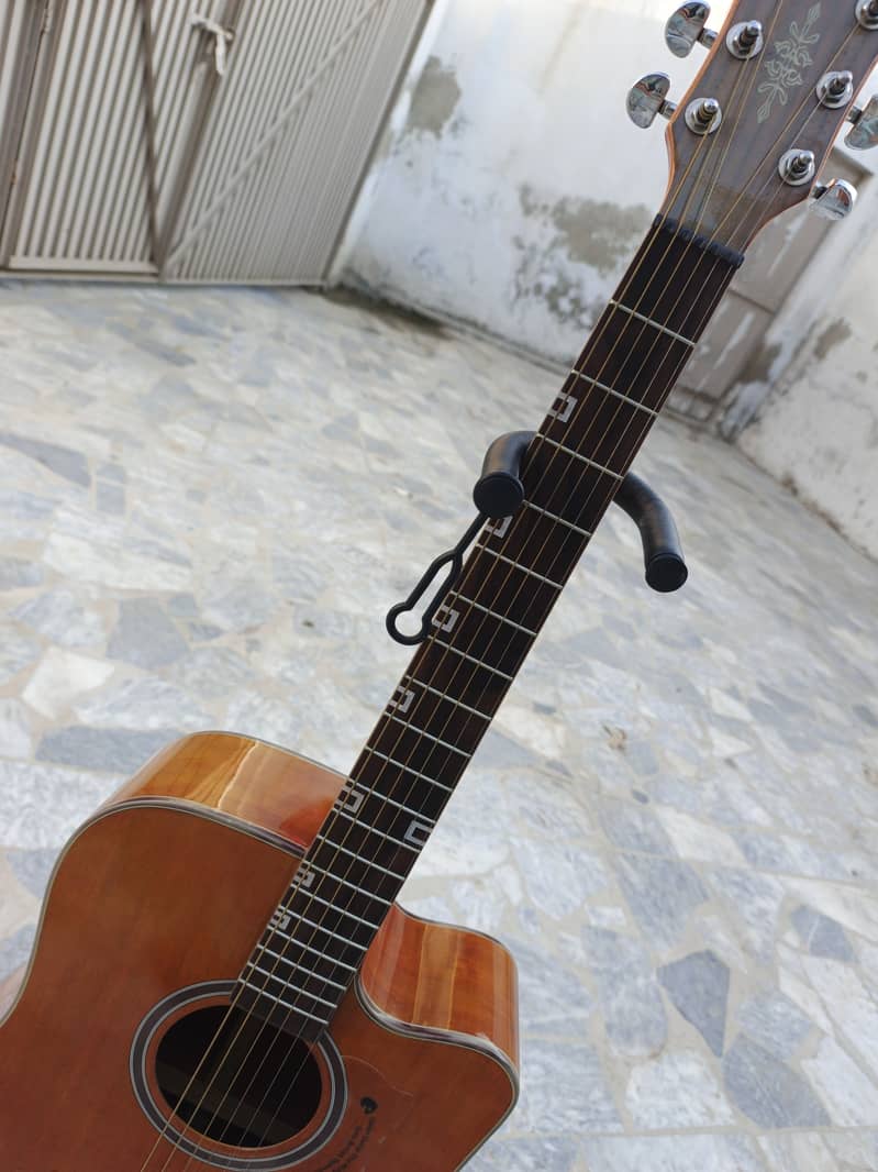 Jumbo Size Brand New Guitar 7