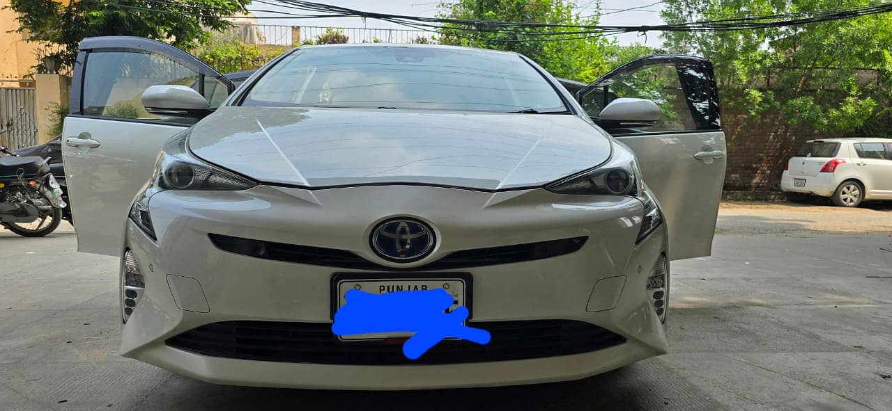 Toyota Prius 2018- 2021 Like Brand New Excellent Condition 0