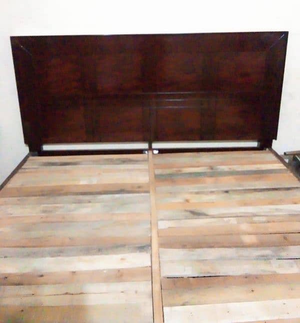 King size double wooden bed 0