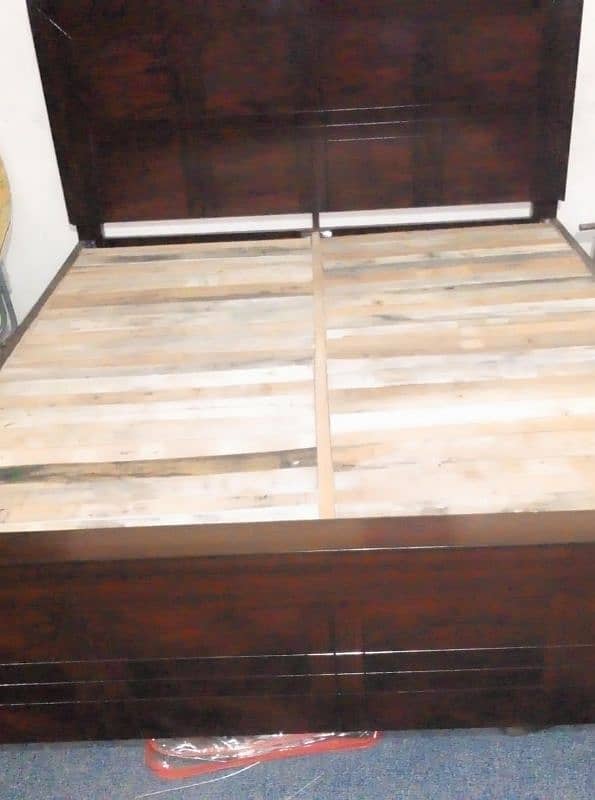 King size double wooden bed 1