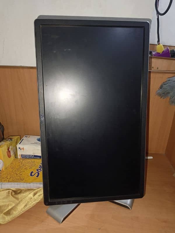 23 inch led for sale urgent 2