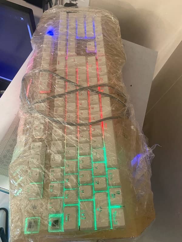 gaming keyboard 0