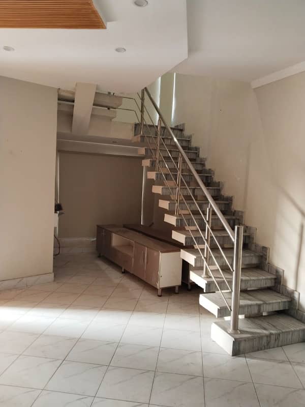 1 Kanal House For Rent Gulberg Facing Park Near Firdous Market For Residential And Commercial Purpose 6