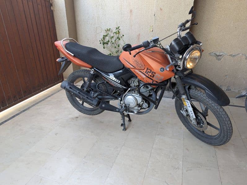 Motorcycle Yamaha YBR 125 G 0