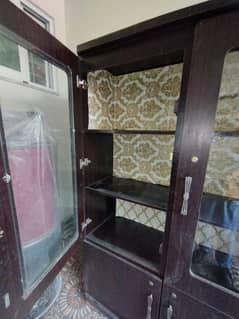 4 plai almari brnad new condition 10 10