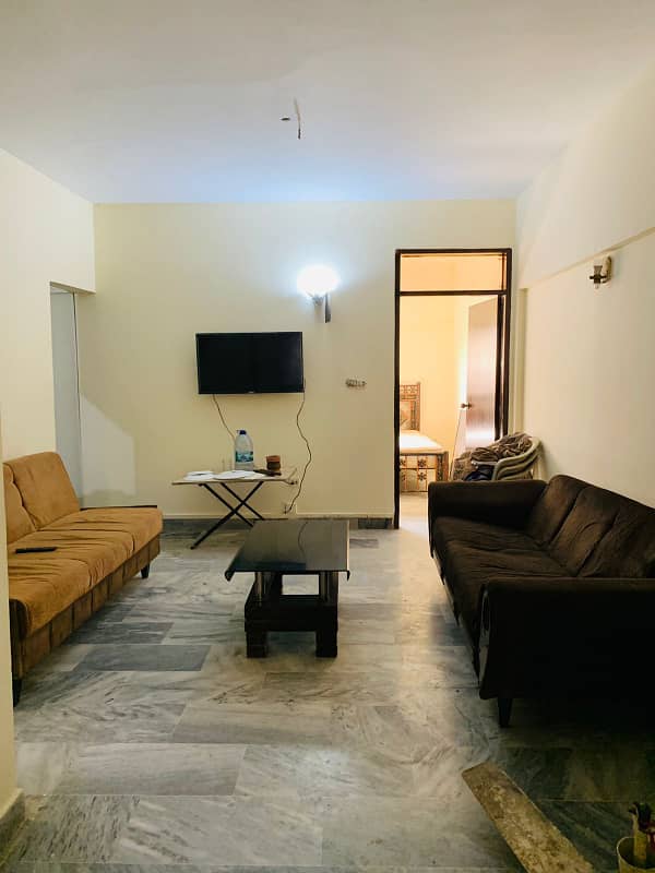 VIP location of DHA phase V main khbe a Bader next to Bungalow facing 2 BDD apartment Both side entrance 3rd floor with Rooftop fully family building Sale demand 77 lac's 0