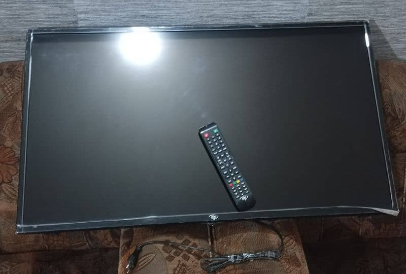 40" ITEL LED TV 0