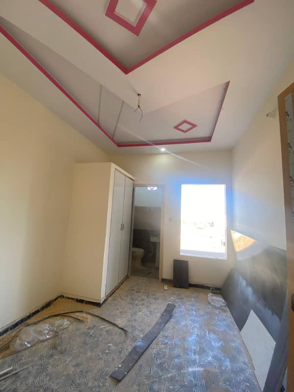 Two bed flat for rent near to kashmir high way and metro station. 2