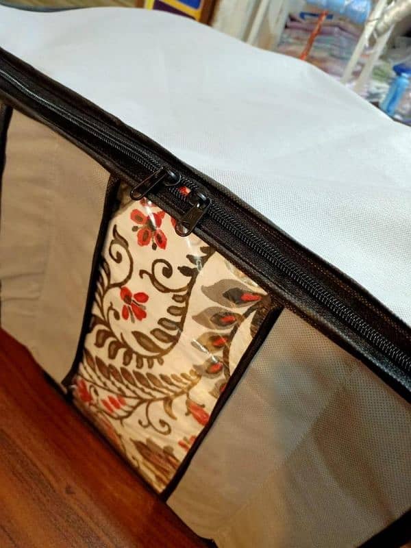 3 compartment cloth storage 0