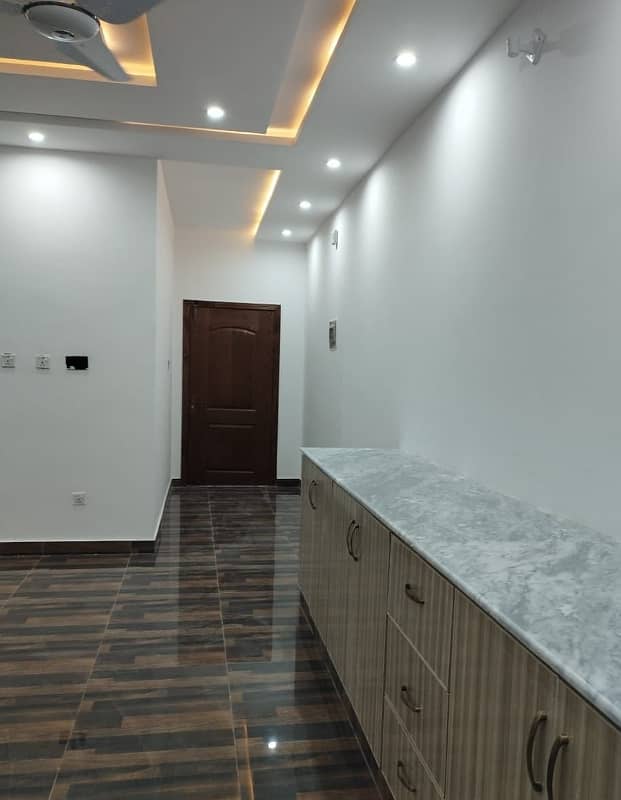 14 Marla Ground Portion For Rent In G13/3 1