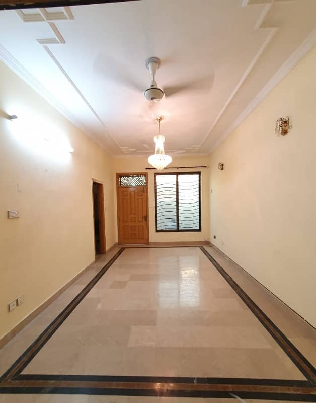 7 Marlas Upper Portion Prime Location Near Market and Park G-13 5