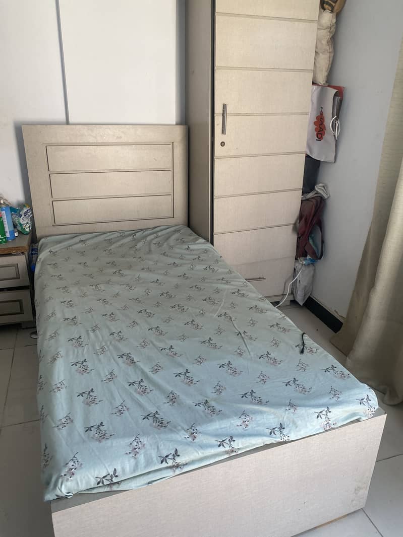 Single bed,cupboard ,side table, mattress all for 40,000pkr 0