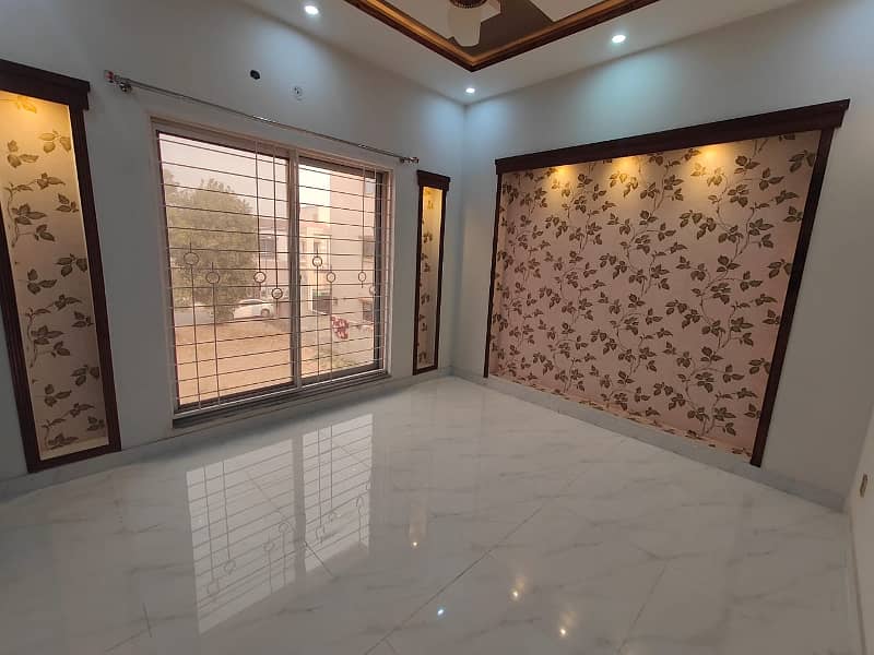 5 Marla House For Rent in Bahria Town Lahore. 10