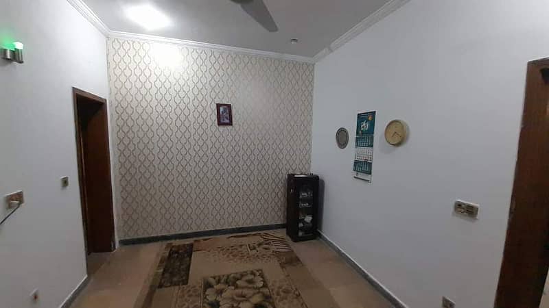 8 Marla House For Sale in Bahria Town Lahore 13