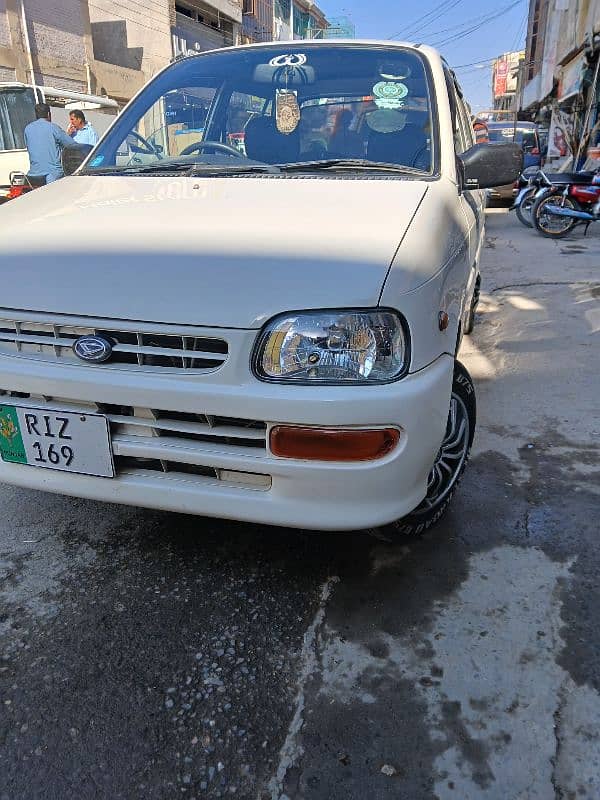 Daihatsu Cuore 2004 4