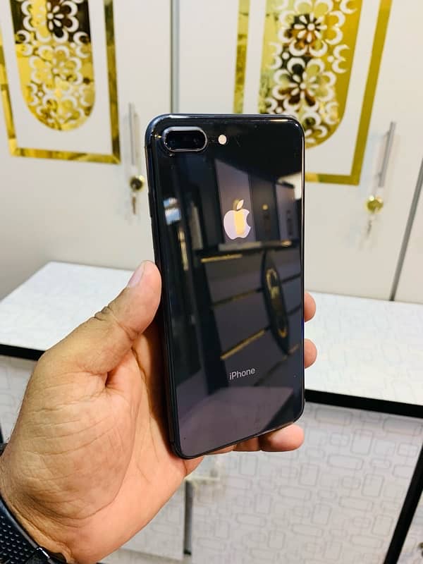 iphone 8plus 64gb 0